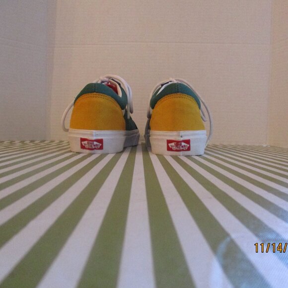 Vans Old Skool Sneakers - Picture 7 of 13